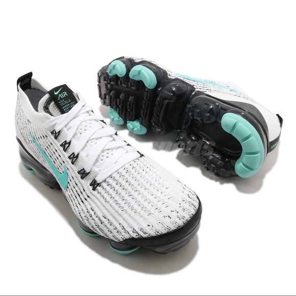 Nike Air VaporMax Flyknit 3 - Picture 2 of 8